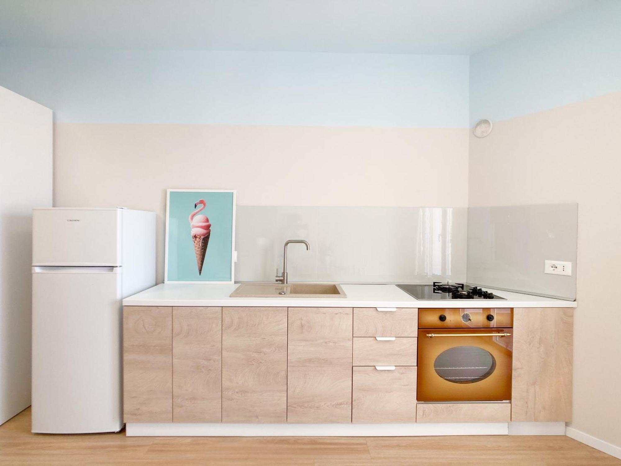 Summer Edition - Home By The Sea 1 - Res Golem (Tirana) Room photo